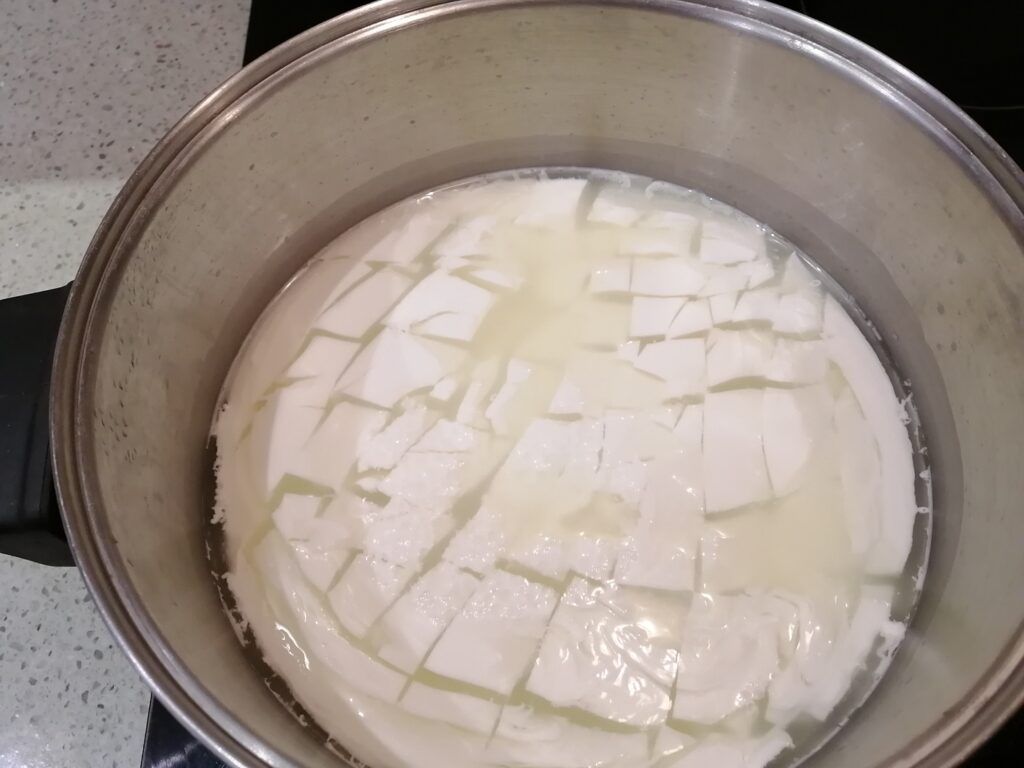How to make cheese at home - cutting the curd